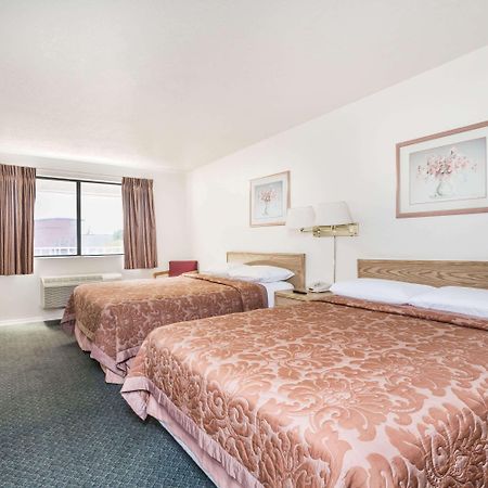 Super 8 By Wyndham Phoenix Metro North Ngoại thất bức ảnh