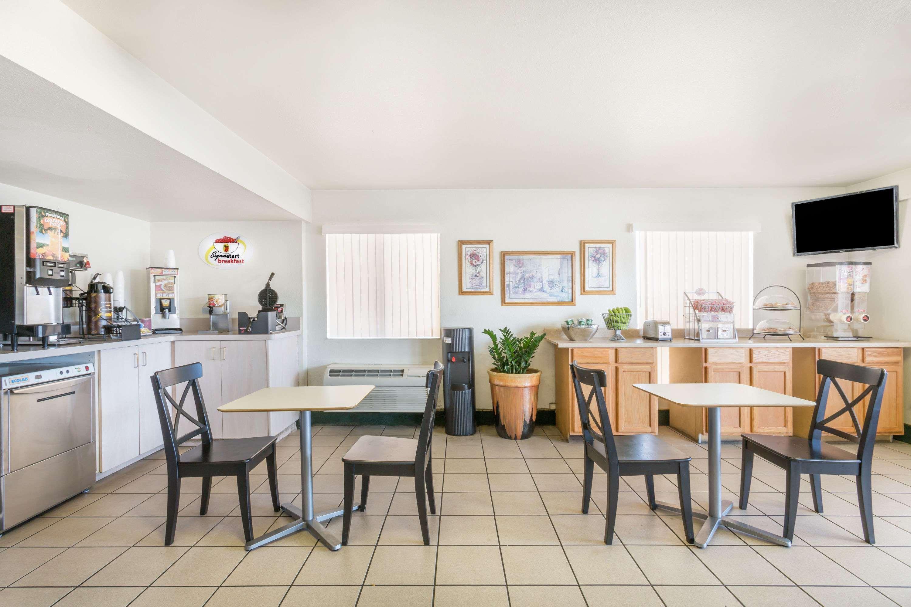 Super 8 By Wyndham Phoenix Metro North Ngoại thất bức ảnh